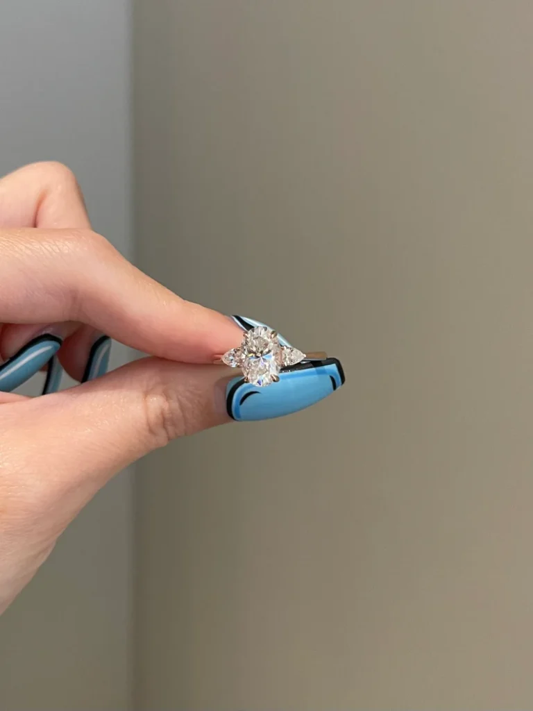 2.5 Carat Brilliant Oval Cut Engagement Diamond Ring