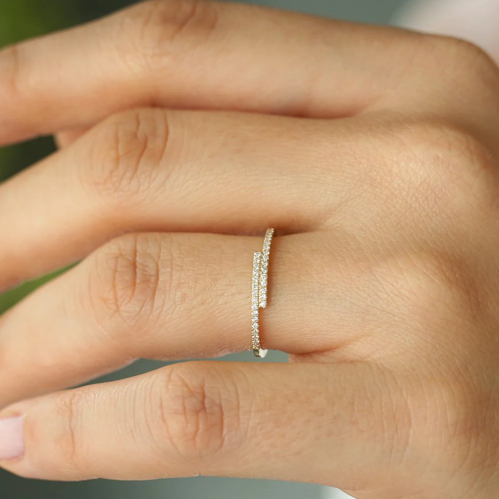 925 Silver Cross Over Diamond Stackable Ring