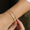 925 Silver Curb Link Bracelet with a clean curb link structure