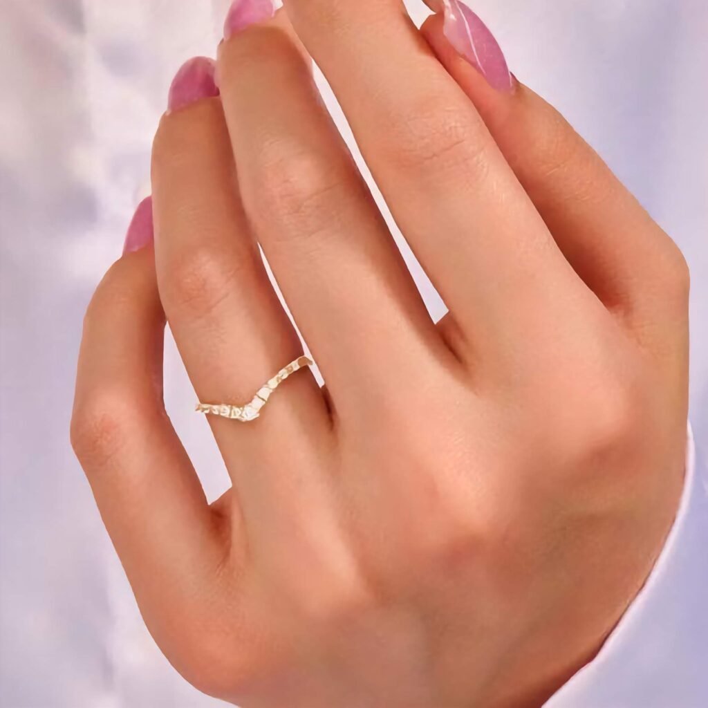 925 Silver Curved Diamond Wedding Ring