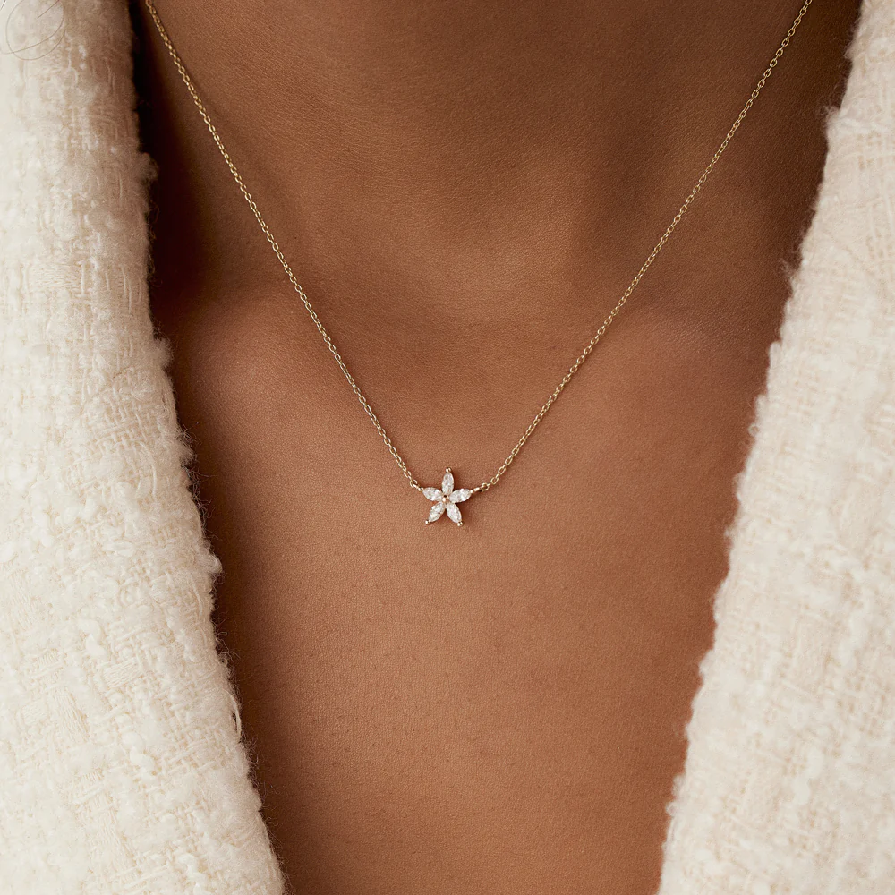 925 Silver Diamond Flower Design Necklace