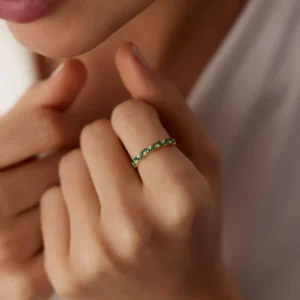 925 Silver Emerald and Round Diamond Ring