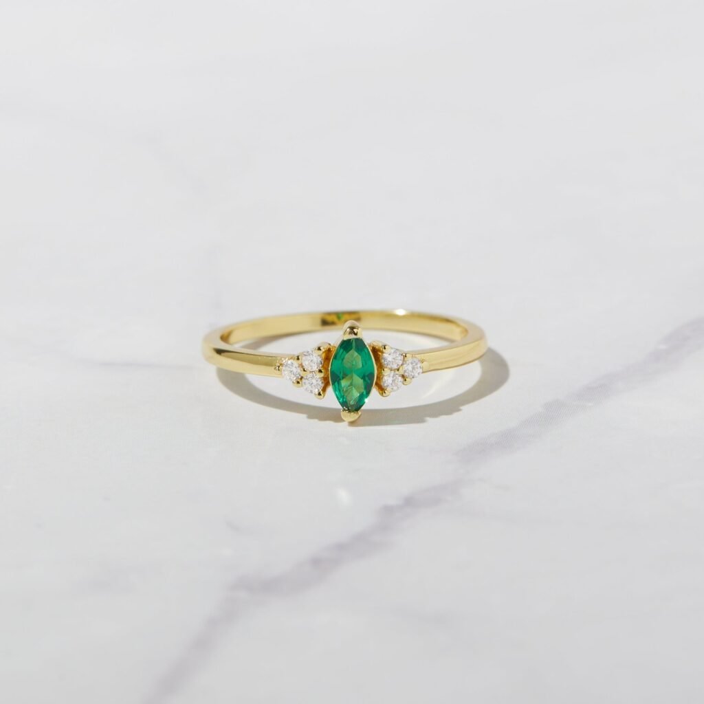 925 Silver Emerald Marquise Ring