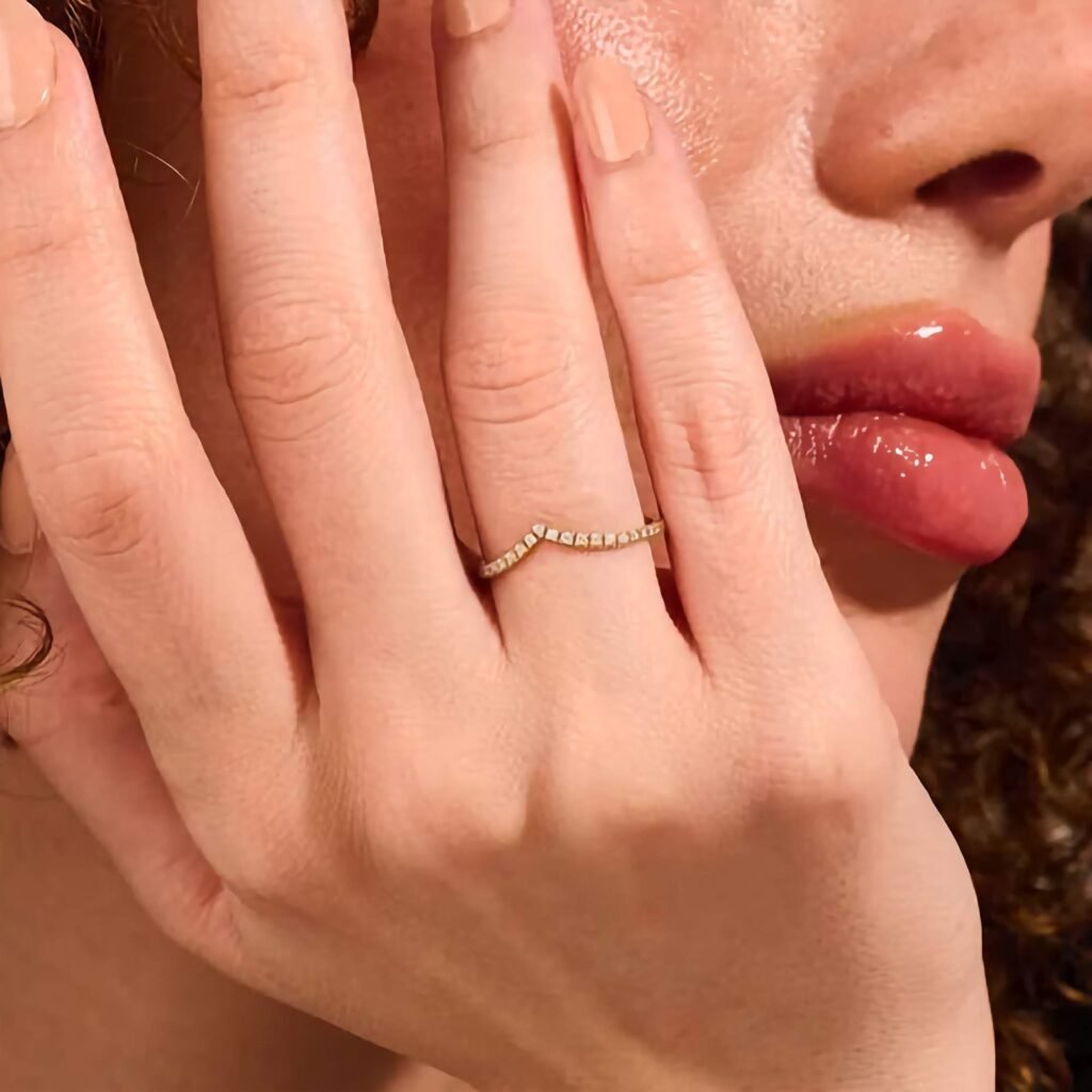 925 Silver Minimal Curved Band Ring