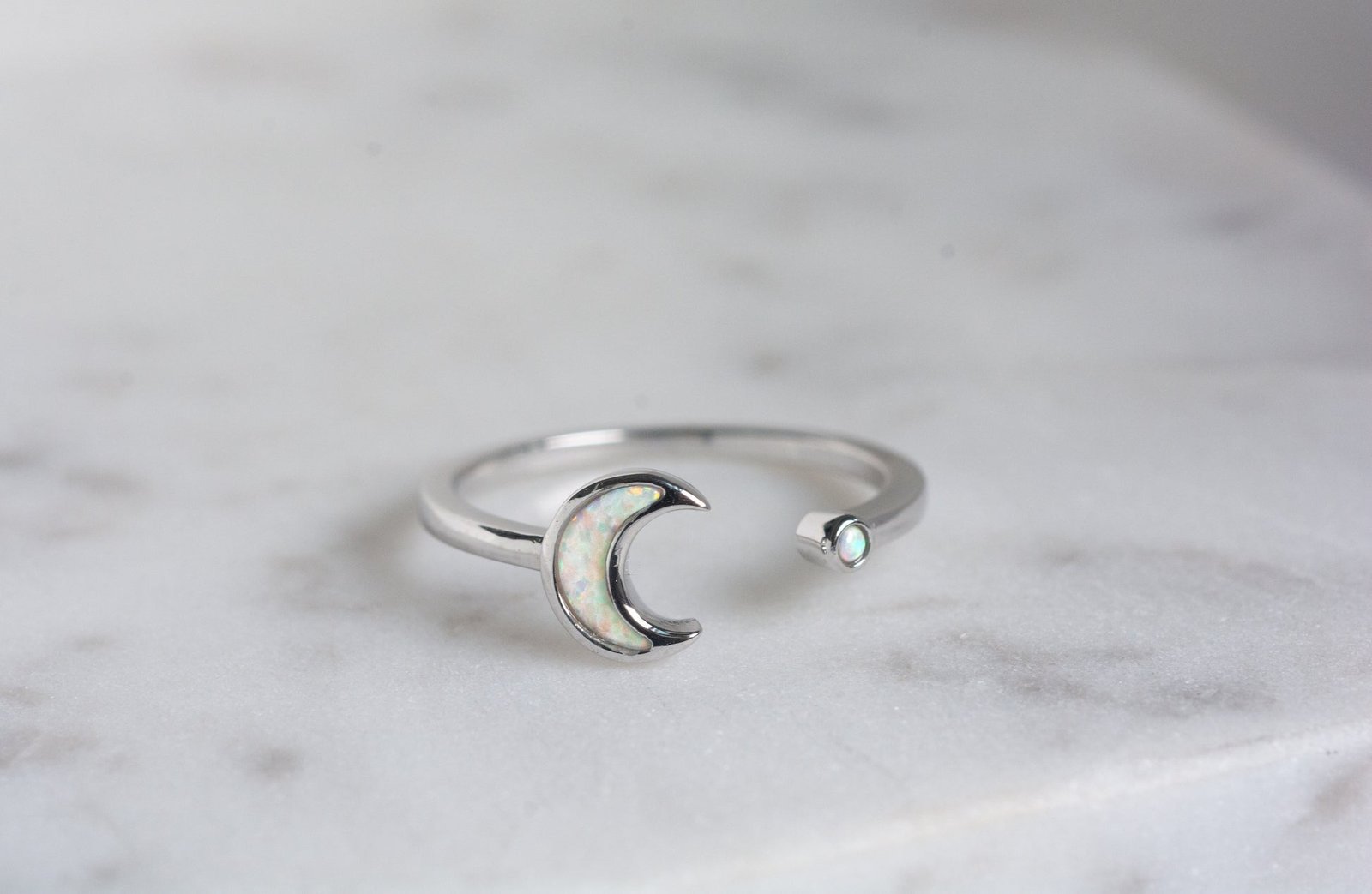925 Silver Opal Moon Ring - Image 3