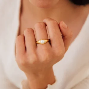 925 Silver Pearl Signet Ring
