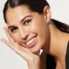 Star stud earrings with a simple, eye-catching silhouette