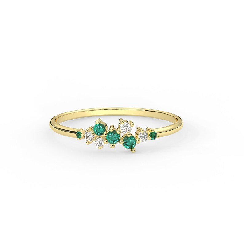 925 Sterling Silver 0.18 ctw cluster Diamond Emerald Ring