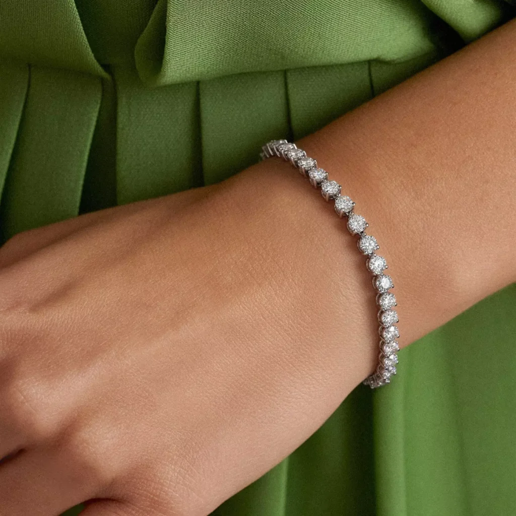 925 Sterling Silver 5.79ctw 3.25mm Round Diamond 7 Inches 3 Prong Classic Tennis Bracelet