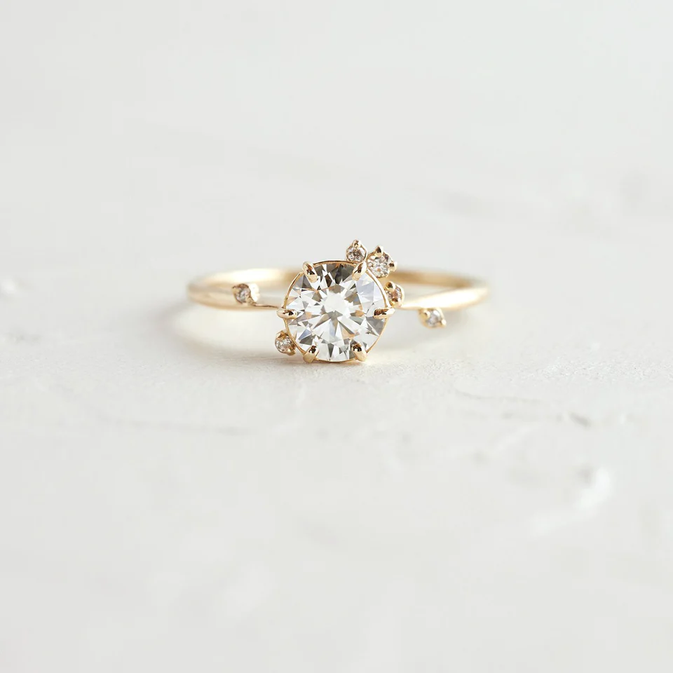 925 Sterling Silver A Flame Ring Closed Setting, Round Cut Diamond