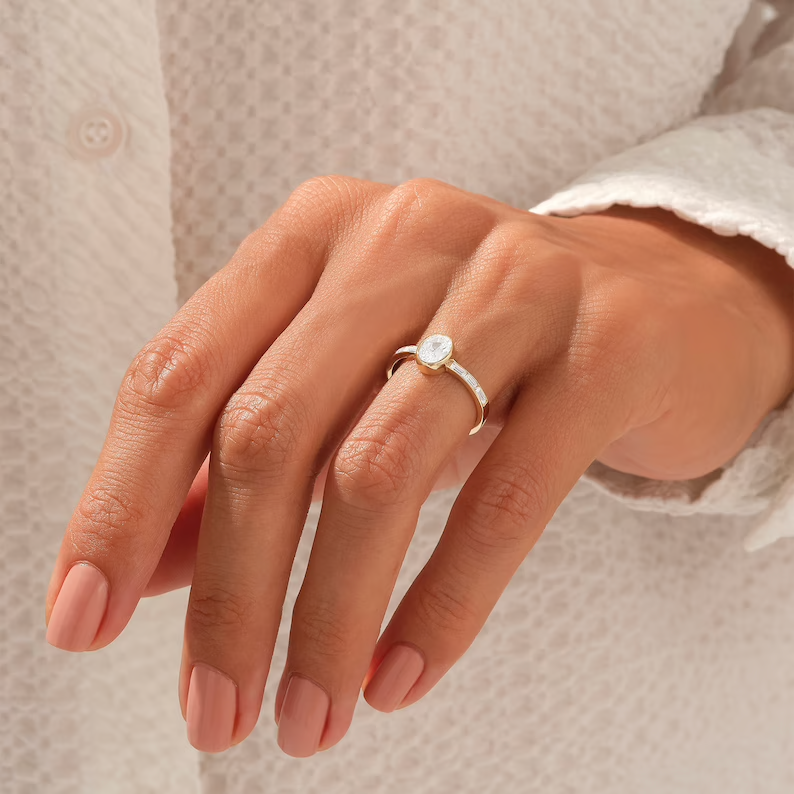925 Sterling Silver Bezel Solitaire Diamond Ring Oval Engagement Ring with Baguette Diamond