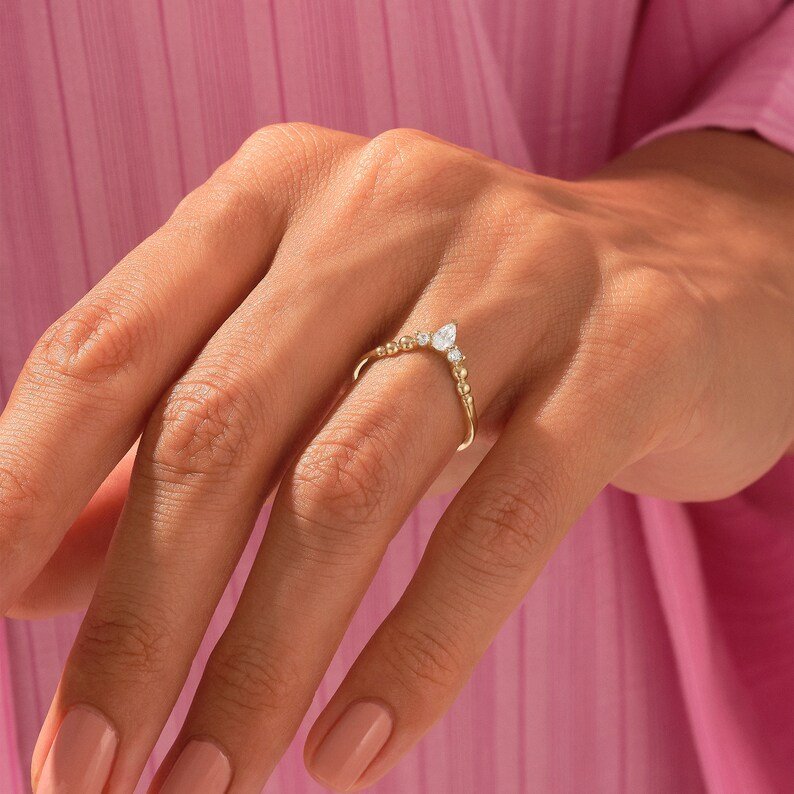 925 Sterling Silver Curved Pear Diamond Ball Ring