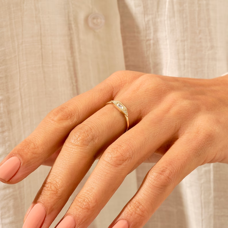 925 Sterling Silver Diamond Baguette Signet Ring