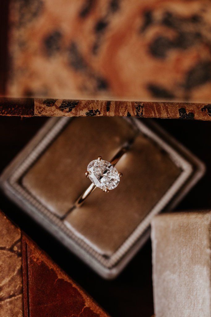 925 Sterling Silver Diamond Oval 4-Prong Solitaire Ring