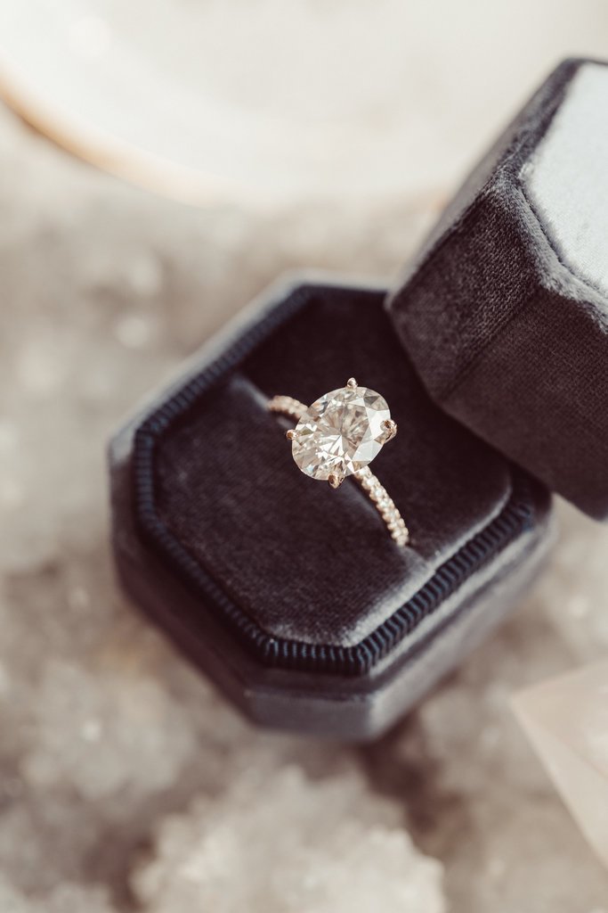 925 Sterling Silver Diamond Oval Pave Band Solitaire