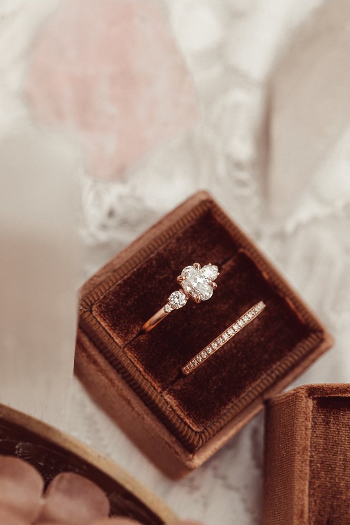 925 Sterling Silver Diamond Oval Ring