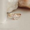 925 Sterling Silver ring with pear-shaped stone detail