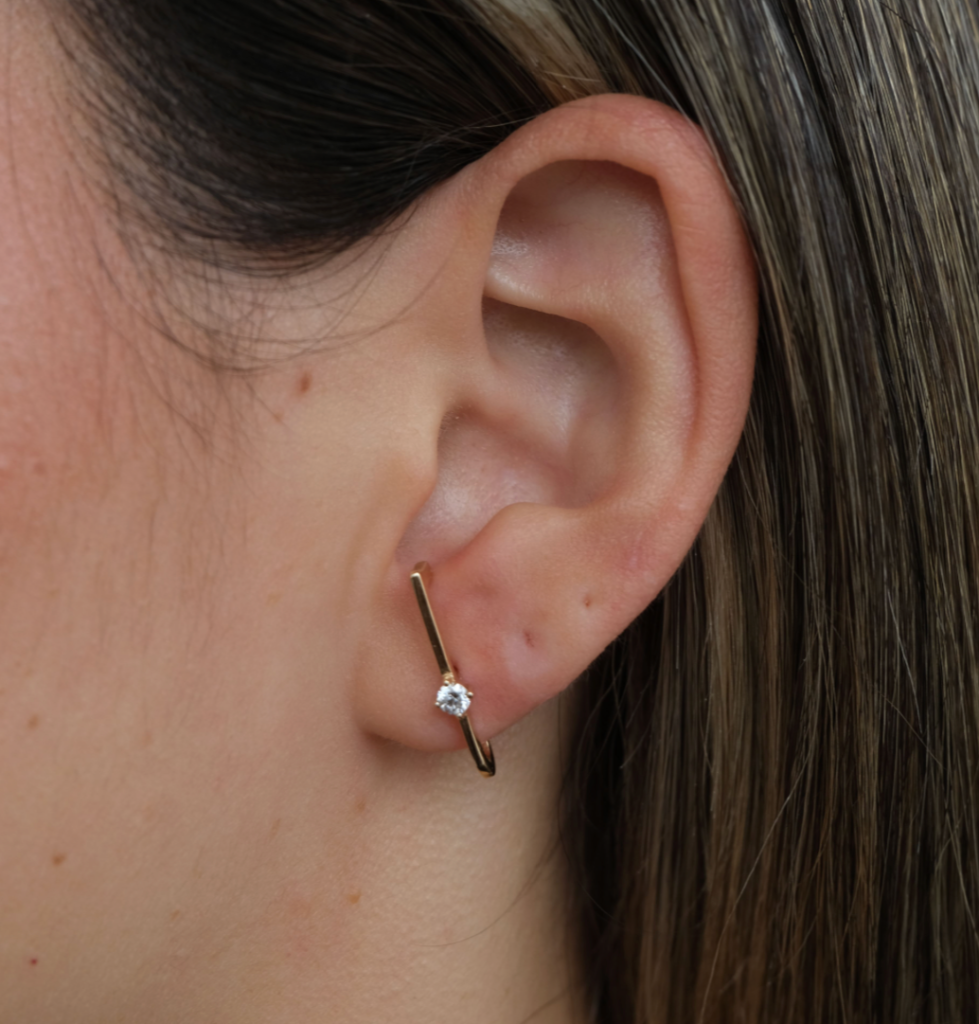 925 Sterling Silver Four Prong Diamond Earring Bar
