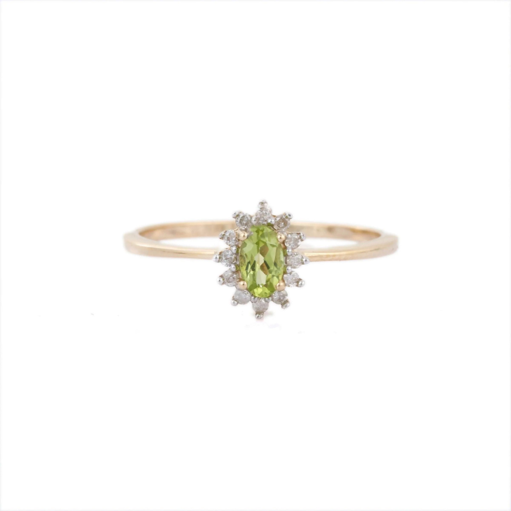 925 Sterling Silver Oval Peridot & Diamond Ring