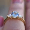 Gold-plated 925 sterling silver ring with pear-shaped diamond details