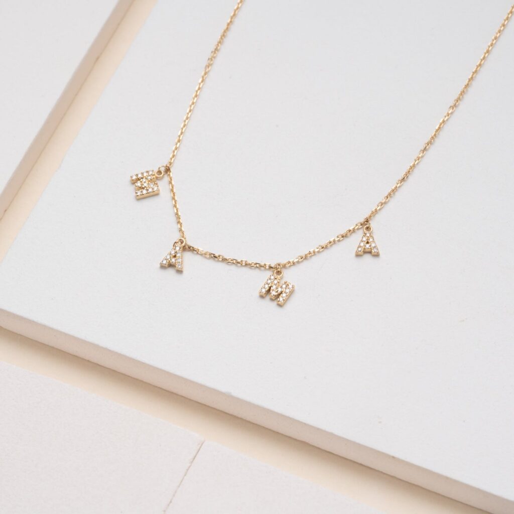 MAMA Diamond Necklace