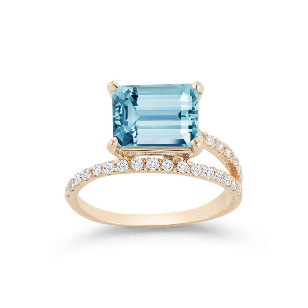925 Sterling Silver Blue Topaz Point of Focus Diamond Ring