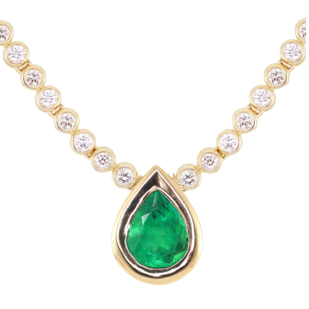 925 Sterling Silver Diamond Teardrop Emerald Bezel Necklace