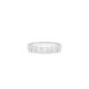 Refined Flora ring with a simple, distinctive floral style