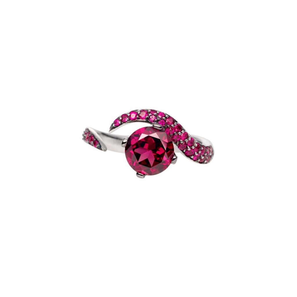 925 Sterling Silver Interlocking Aurora Ring and 2.20CT Rhodalite