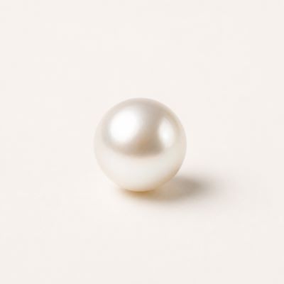 June birthstone — Pearl